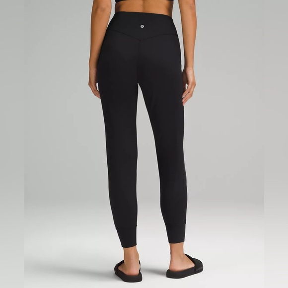 Lululemon🍋Align High Rise Jogger (Full Length) - Picture 2 of 8
